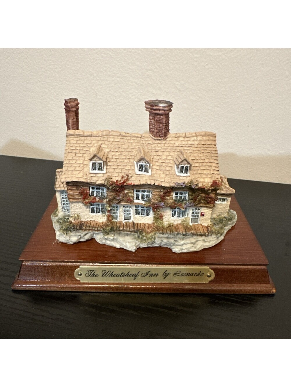 Vintage Little Nook Village - Wheatsheaf Inn - Lesser & Pavey Heritage Mint